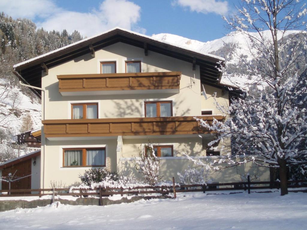 Appartement Sylvester Matrei in Osttirol Δωμάτιο φωτογραφία